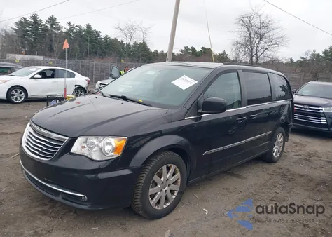 2016 Chrysler Town & Country Touring z USA, uszkodzony, nr VIN 2C4RC1BG7GR110753